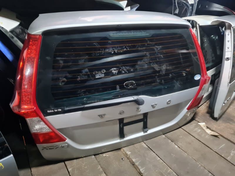Крышка багажника Volvo XC70 BZ B6324S 2008 (б/у)