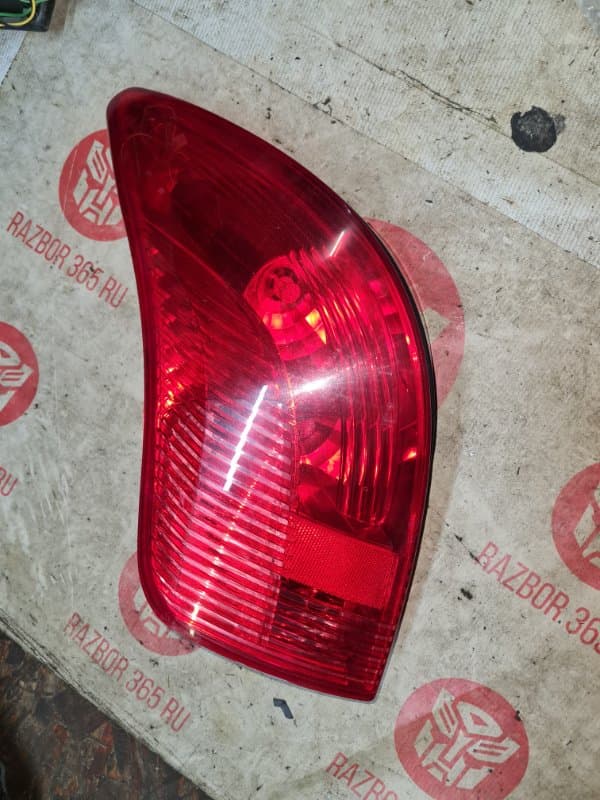 Фонарь Peugeot 308 УНИВЕРСАЛ EP6CDT EUR 5 5FV 2011 задн. лев. (б/у)