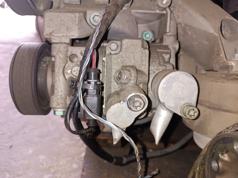Компрессор кондиционера Audi A4 8EC BWE 2006 (б/у)