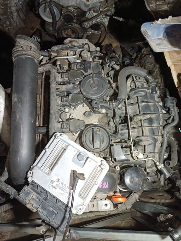 Двигатель CAW Volkswagen Tiguan 5N1 CAW 2010 (б/у)