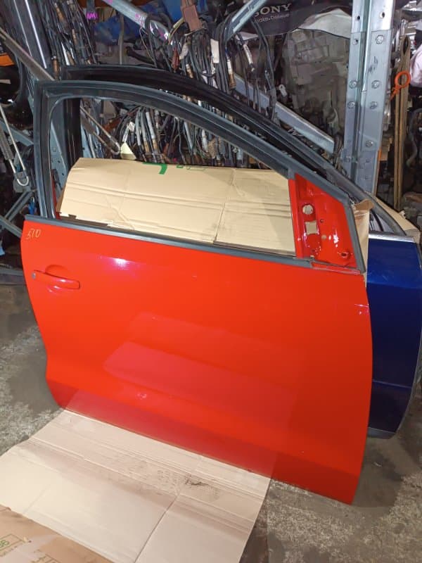 Дверь Volkswagen Polo 6R1 CBZ 2011 перед. прав. (б/у)