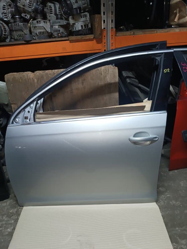 Дверь Volkswagen Jetta 1K2 BVY 2009 перед. лев. (б/у)