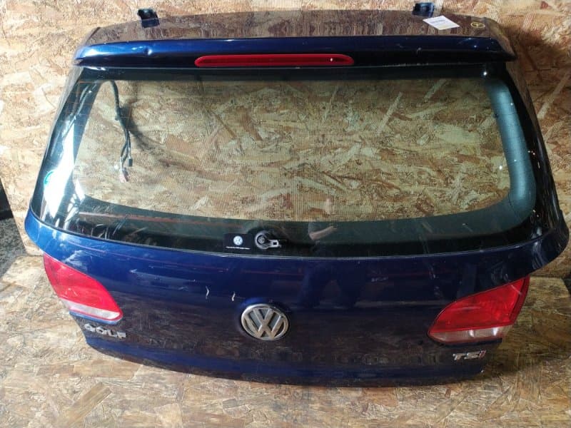 КРЫШКА БАГАЖНИКА С ДЕФЕКТОМ Volkswagen Golf 5K1 CAX 2011 (б/у)