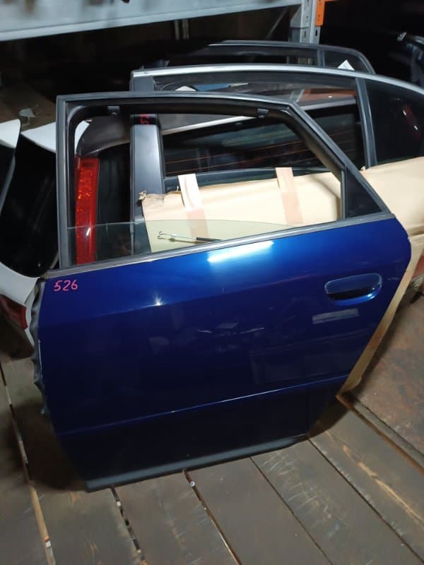 Дверь Audi A6 4B2 APR 1999 задн. лев. (б/у)