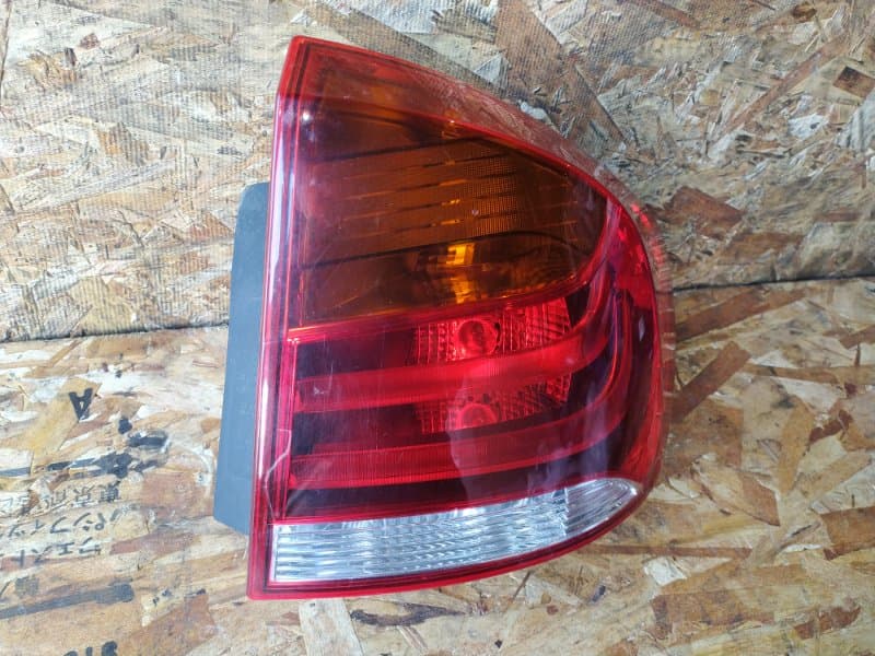 Фонарь BMW X1 E84 N20B20A 2014 задн. прав. (б/у)