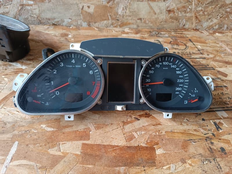 Щиток приборов Audi A6 Allroad 4F AUK 2007 (б/у)