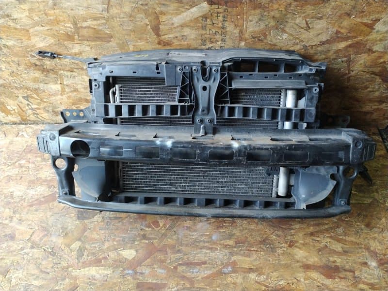 Панель передняя в сборе Volkswagen Golf 5K1 CAX 2010 (б/у)