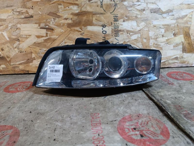 Фара галоген Audi A4 8E B6 2001 перед. лев. (б/у)