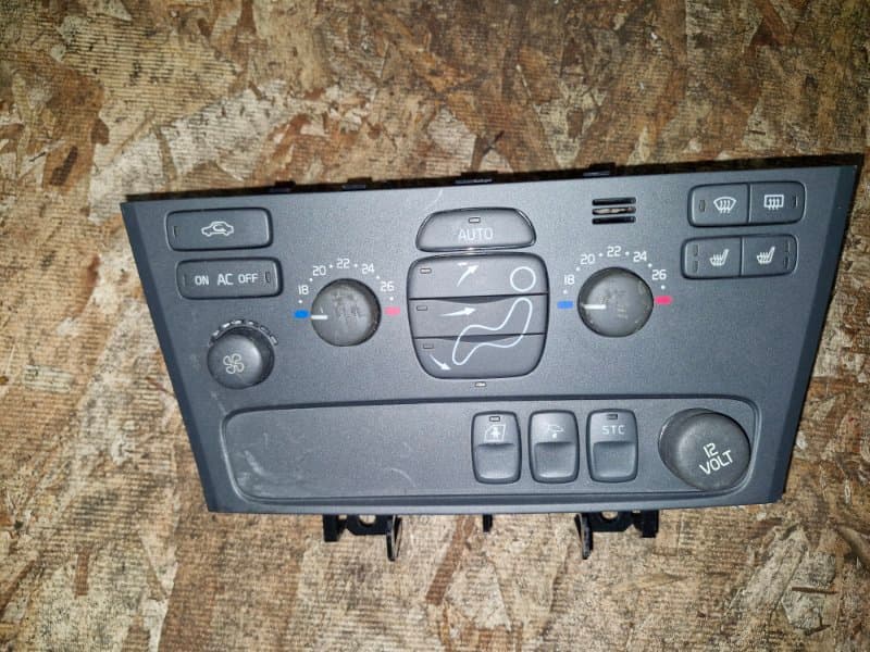 Блок управления климат-контролем Volvo V70 SW B5244S 2002 (б/у)