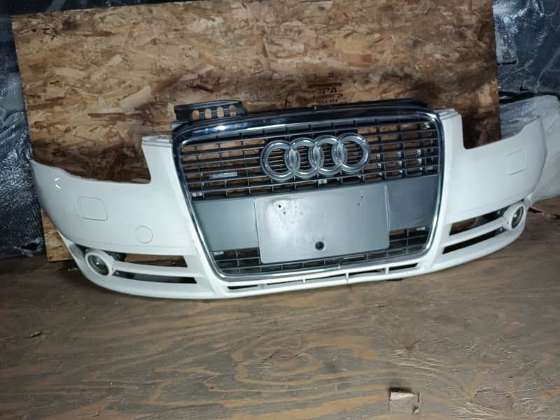 Бампер Audi A4 8EC BGB 2006 перед. (б/у)
