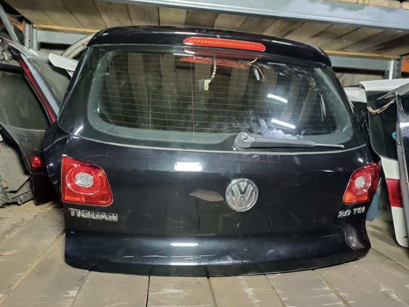 Крышка багажника Volkswagen Tiguan 5N1 CAW 2009 (б/у)