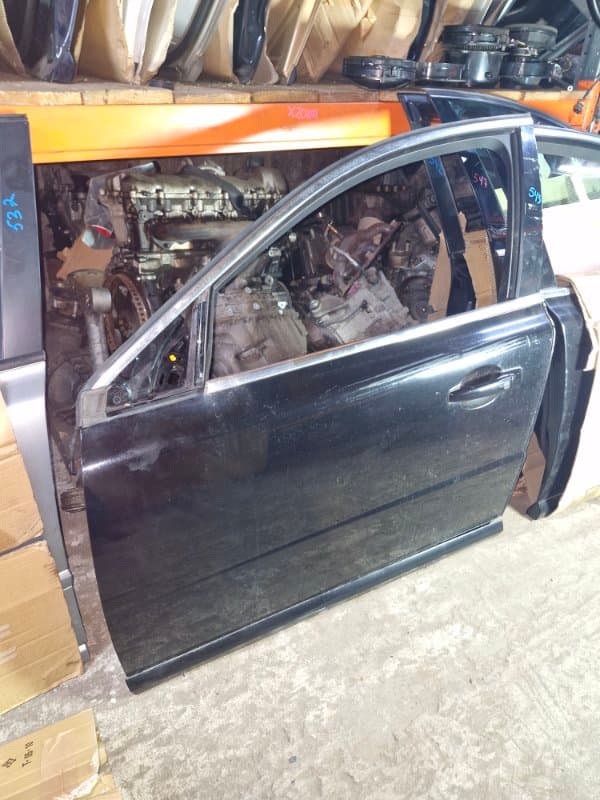 Дверь Volvo V70 BW B4204T11 2016 перед. лев. (б/у)