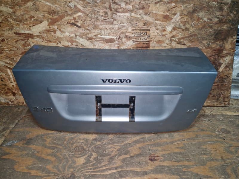 Крышка багажника Volvo s40 MS B5244S 2010 (б/у)