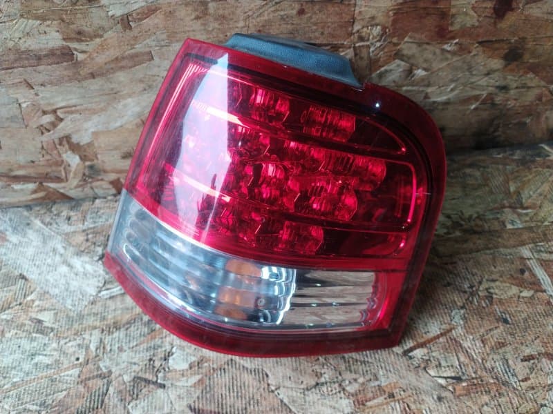 Фонарь FORD Escape ZD L3 2010 задн. прав. (б/у)