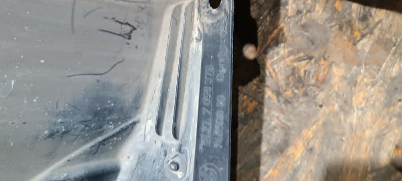 Подкрылок BMW 3 E90 N52B25AF 2005 перед. лев. (б/у)