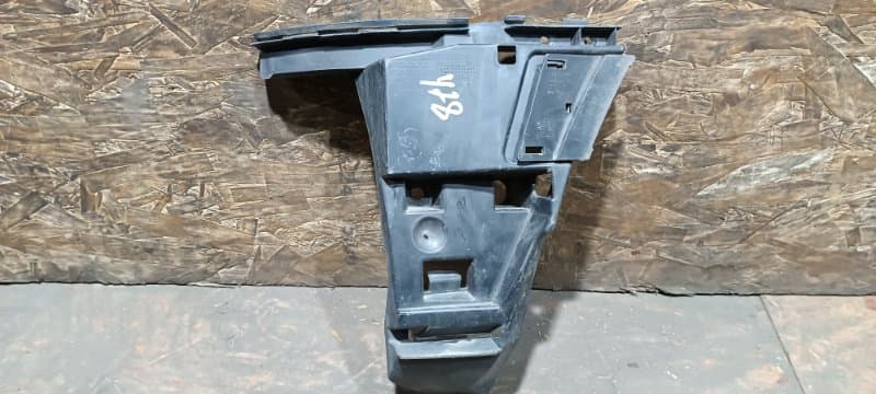 Кронштейн бампера Volvo XC70 SZ B5254T2 2005 перед. лев. (б/у)