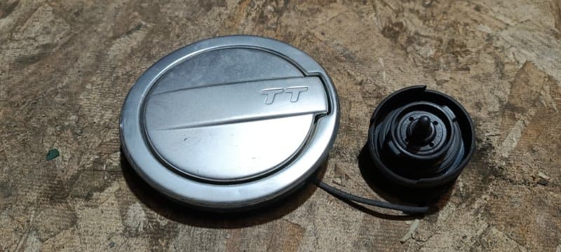 Лючок бензобака Audi TT 8J3 CCZ 2007 (б/у)