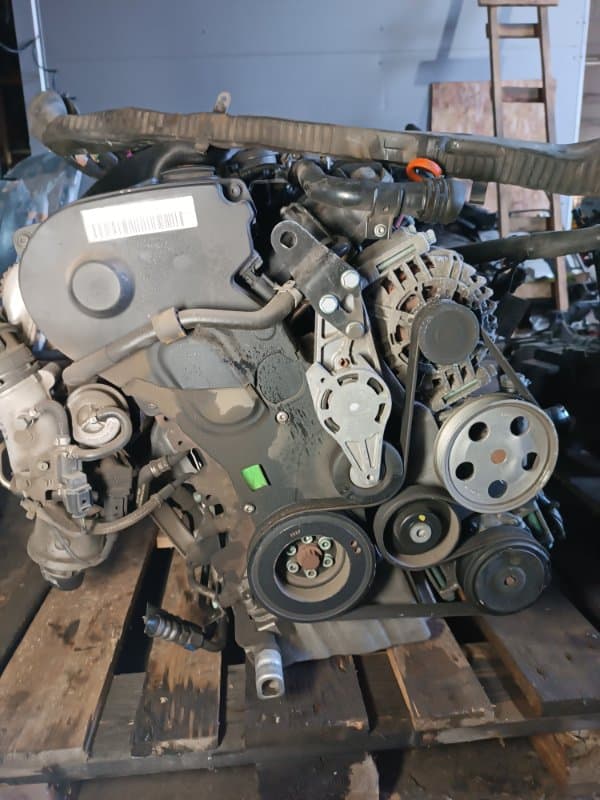 Двигатель BWE Audi A4 8EC BWE 2006 (б/у)