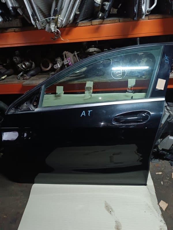 Дверь Mercedes-Benz A-Class W176 270.910 2015 перед. лев. (б/у)