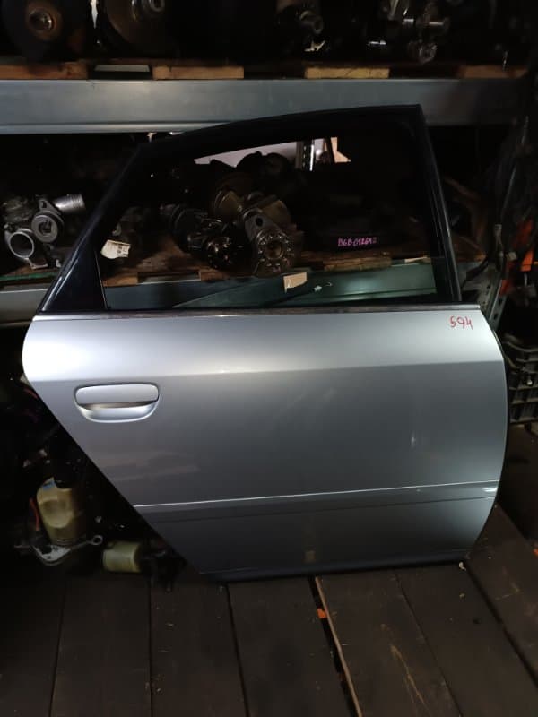 Дверь Audi A6 4B2 ACK 2001 задн. прав. (б/у)