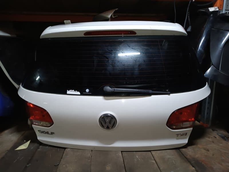 Крышка багажника Volkswagen Golf 5K1 CAX 2011 (б/у)