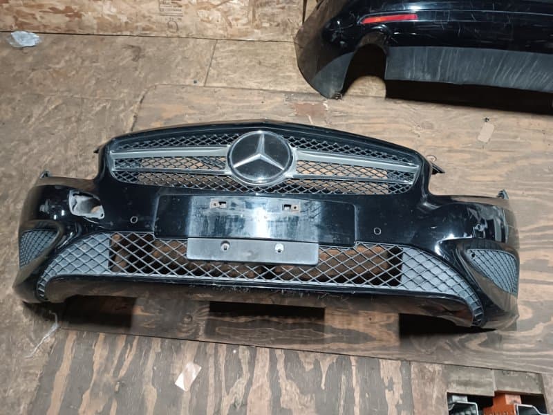 Бампер Mercedes-Benz A-Class W176 270.910 2015 перед. (б/у)
