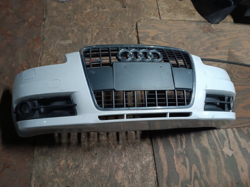 Бампер S-Line Audi A6 4F2 BDX 2007 перед. (б/у)