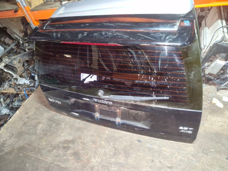 КРЫШКА БАГАЖНИКА СО СПОЙЛЕРОМ Volvo XC70 SZ B5254T2 2005 (б/у)
