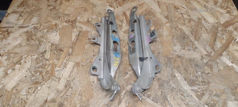 Комплект петлей капота Volvo S80 TS B6294S2 2004 (б/у)