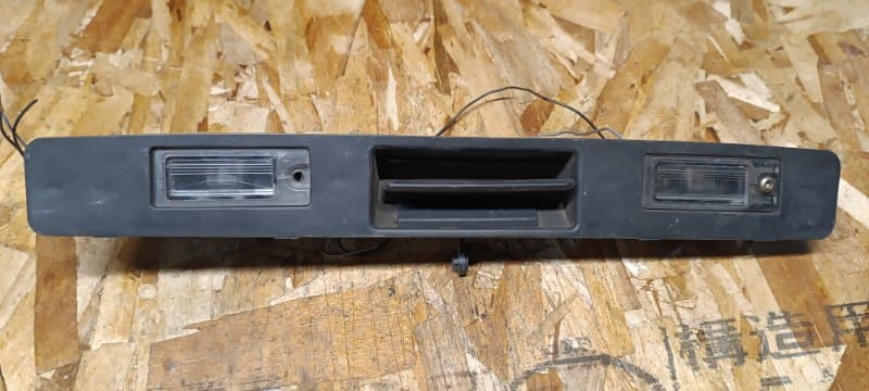 Ручка багажника VOLVO V70 P2 (б/у)