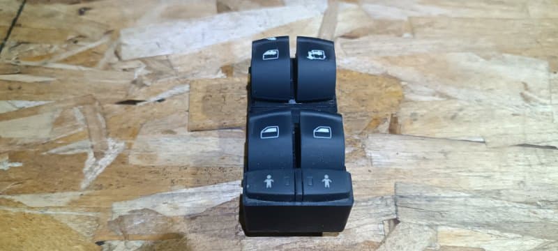 Блок кнопок Audi S8 4E BSM 2007 перед. лев. (б/у)