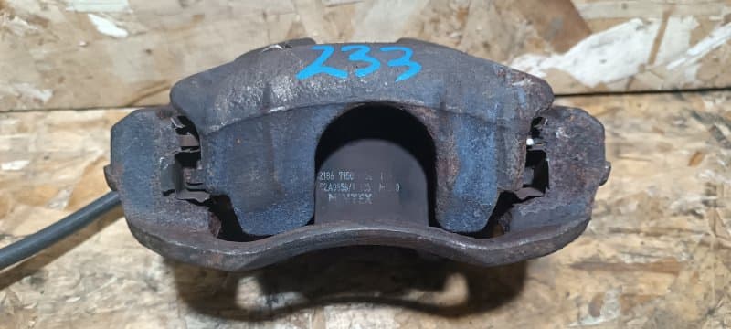Суппорт Volvo S60 Y20 B4164T 2012 перед. лев. (б/у)