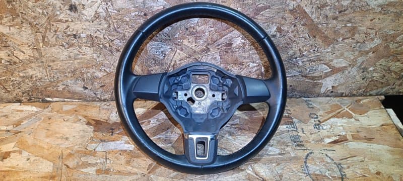 Руль Volkswagen Golf AJ5 CAV 2011 (б/у)