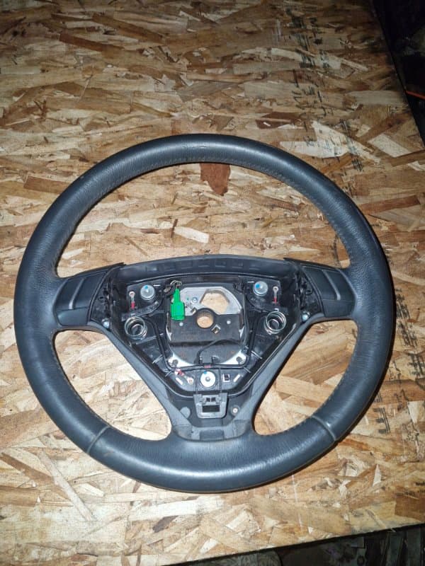 Руль Volvo S60 RS B5244S 2004 (б/у)