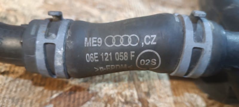 Патрубок охлаждения Audi A6 4G5 CHVA 2014 (б/у)