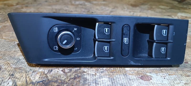 Кнопка стеклоподъёмника Volkswagen Passat 365 CAX 2013 перед. лев. (б/у)