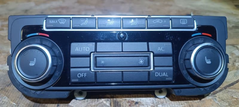 Блок управления климат-контролем Volkswagen Passat 3C5 CDA 2010 (б/у)