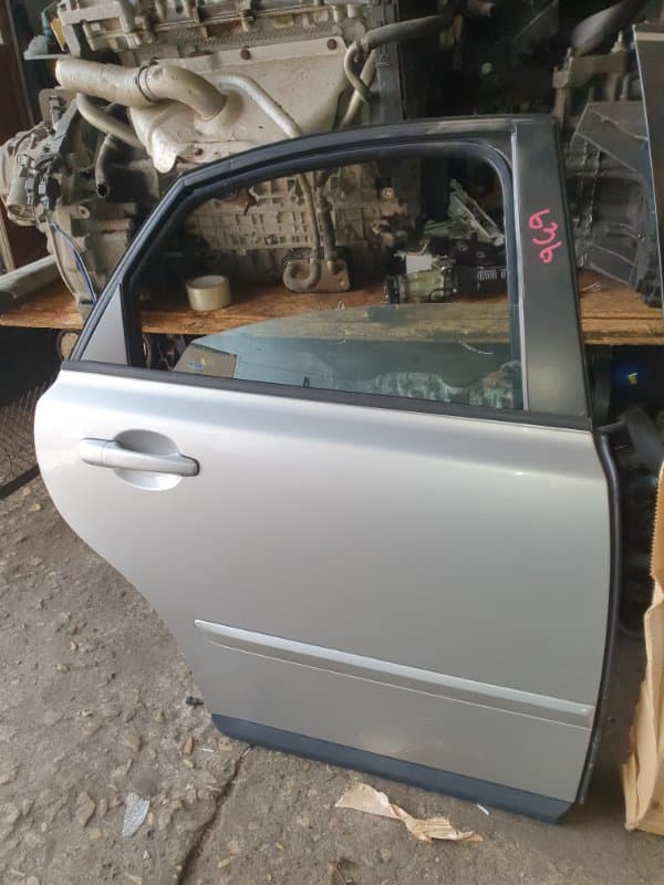 Дверь Volvo s40 MS B5254T3 2006 задн. прав. (б/у)