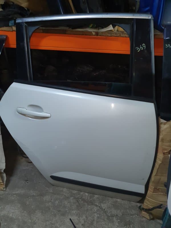 Дверь Peugeot 3008 U5 1.6T EP6CDT 5FV 2010 задн. прав. (б/у)