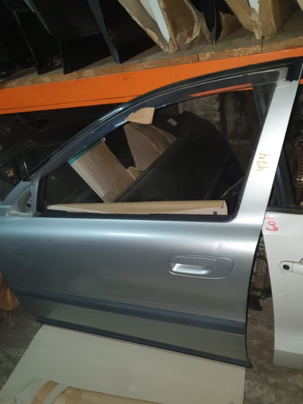Дверь Volvo S60 RS B5254T2 2004 перед. лев. (б/у)