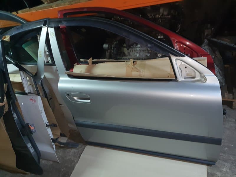 Дверь Volvo S60 RS B5254T2 2004 перед. прав. (б/у)