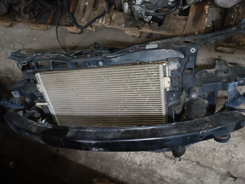 Панель передняя в сборе Volkswagen Passat 3B6 AMX 2002 перед. (б/у)