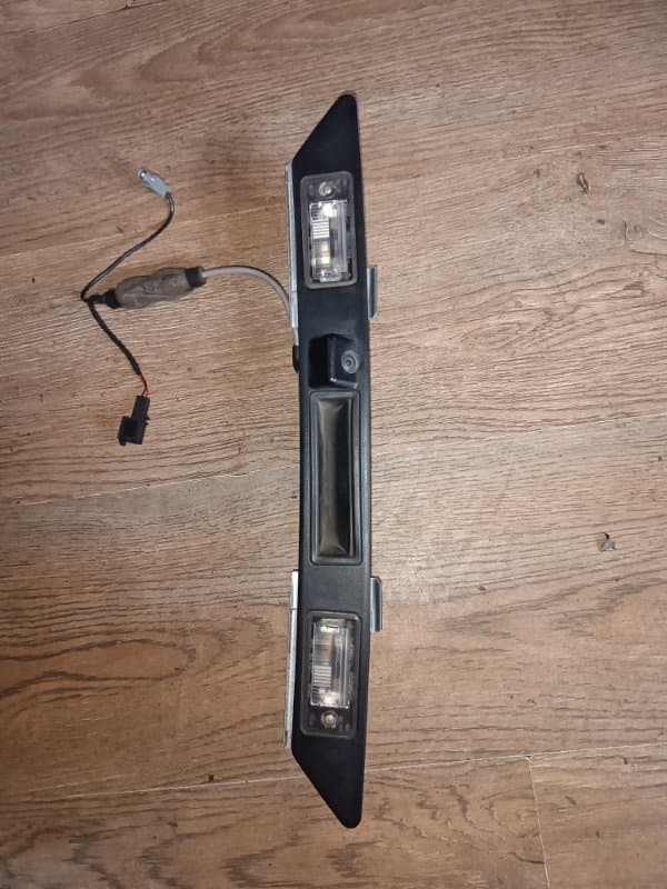 Подсветка номера Audi A6 4F2 BDX 2006 (б/у)