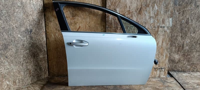 Дверь Peugeot 508 D5F EP6CDT EUR 5 5FV 2013 перед. прав. (б/у)