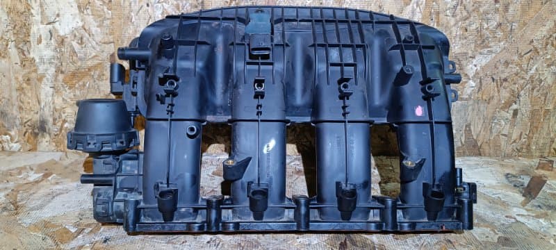 Коллектор впускной Volkswagen Golf 5G1 CJS 2016 (б/у)