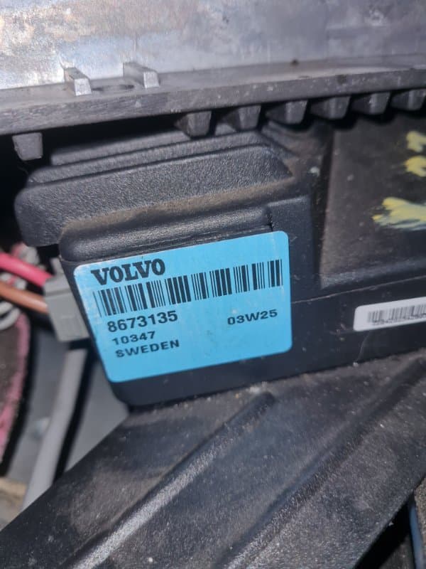 Усилитель звука Volvo S60 RS B5254T2 2004 (б/у)
