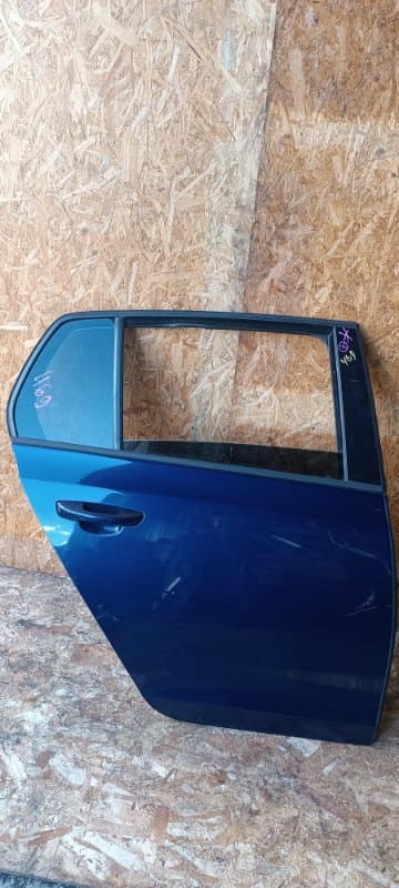 Дверь Volkswagen Golf 5K1 CAX 2011 задн. прав. (б/у)