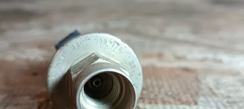 Датчик давления AC (б/у)
