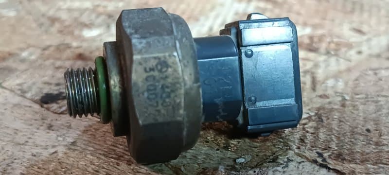 Датчик давления AC (б/у)