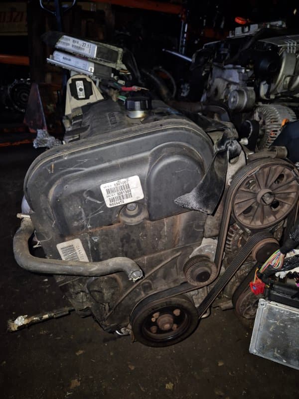 ДВИГАТЕЛЬ B5254T2 Volvo S60 RS B5254T2 2004 (б/у)